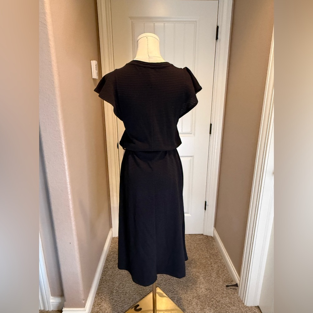 GAP Flutter Sleeve Midi Dress in a black stripe - Picture 3 of 5